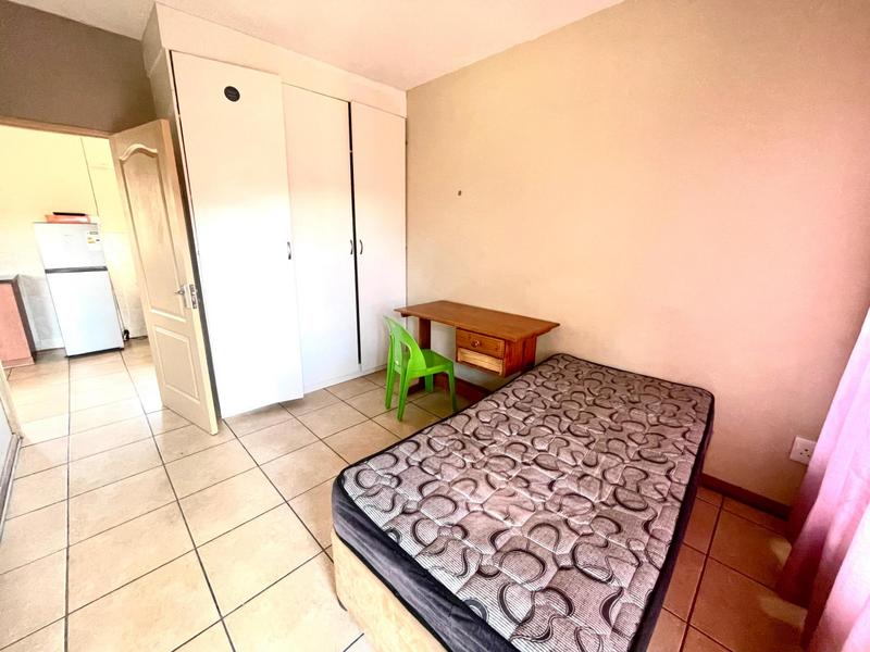 To Let 2 Bedroom Property for Rent in Bult West North West